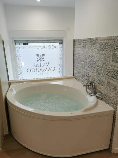 Others 3, Villas Camargo.suites, Cantabria