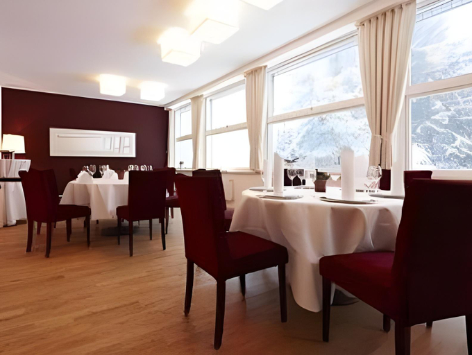 Food & Drinks 2, Bielefelder Berghotel Zum Stillen Frieden, Bielefeld