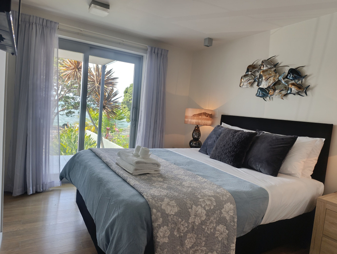 Bedroom 3, Paihia Beach Front 2 bedroom Apartment, Far North