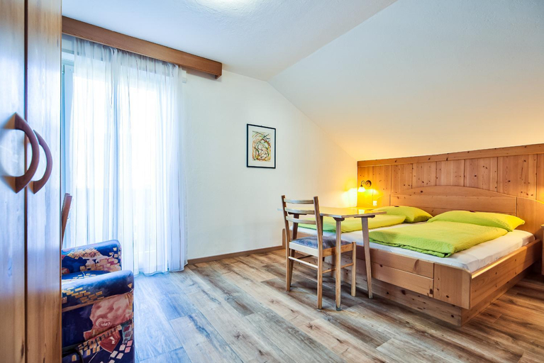 Bedroom 2, Gasthof Anny, Bolzano