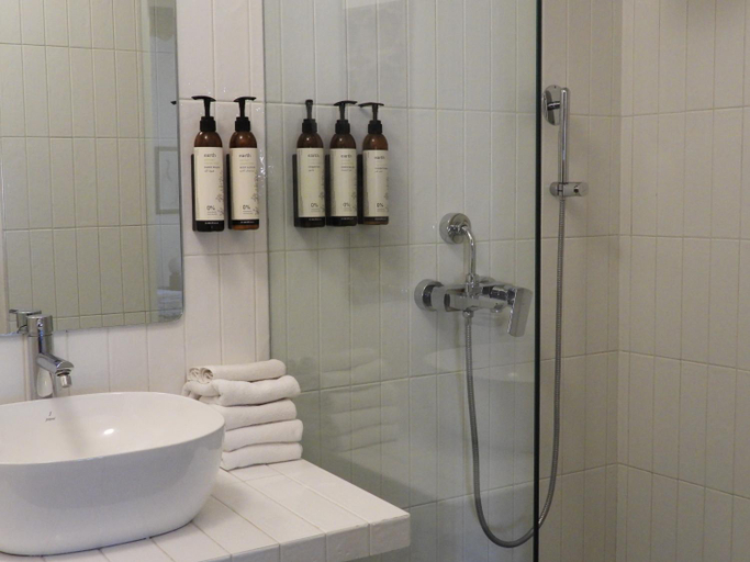 Bathroom 3, The Stepwell Hotel , Jodhpur