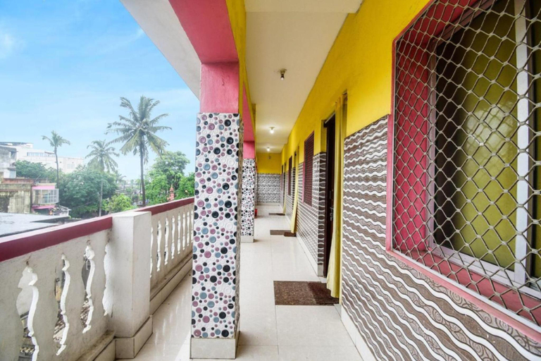 Public Area 2, Goroomgo Sri Jagannath Nibas Puri, Puri