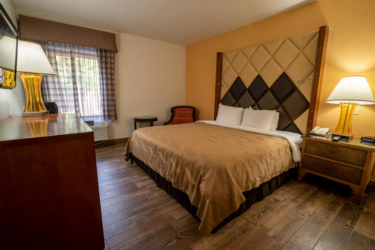 Bedroom 9