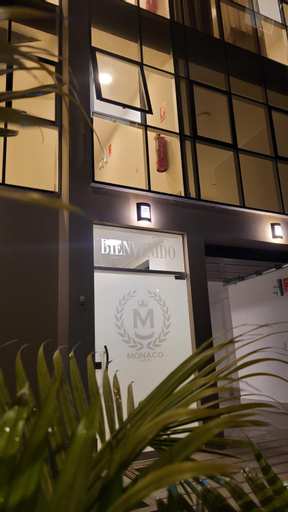 Hotel Monaco, Cañete