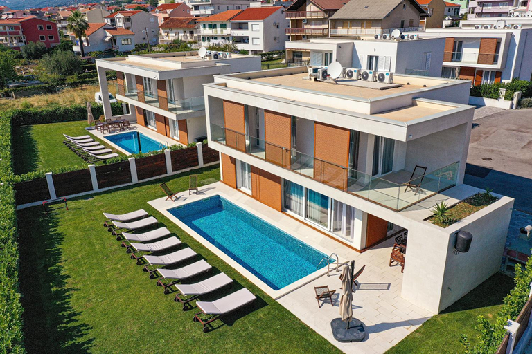 5, Villa Nia, Kaštela