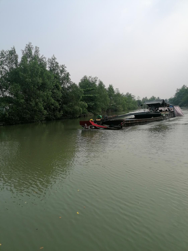 Others 2, Song Me Home, Long Hồ