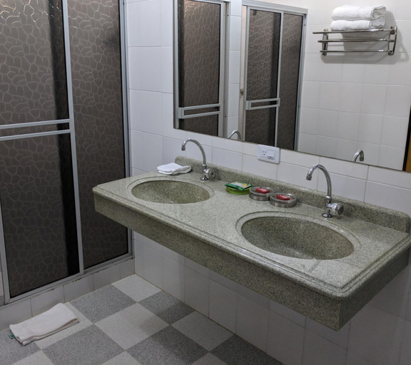 Bathroom 4, Hotel Guaitipan Ancestral, San Agustín