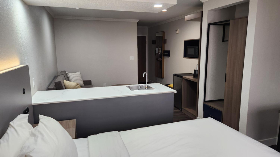 Bedroom 5