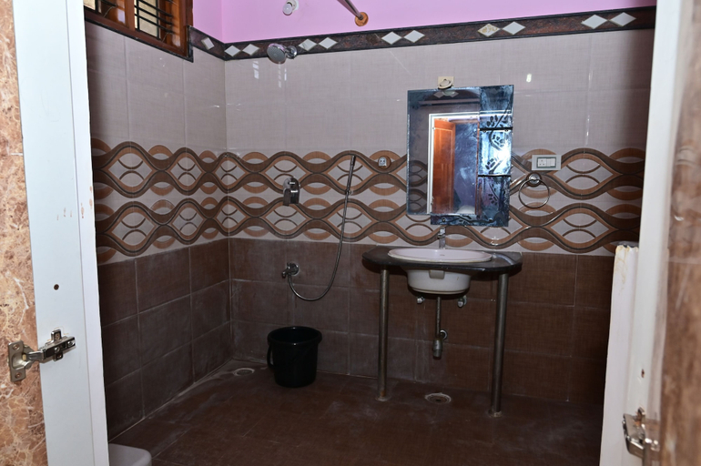 Bathroom 3, Mayur Shines, Bangalore