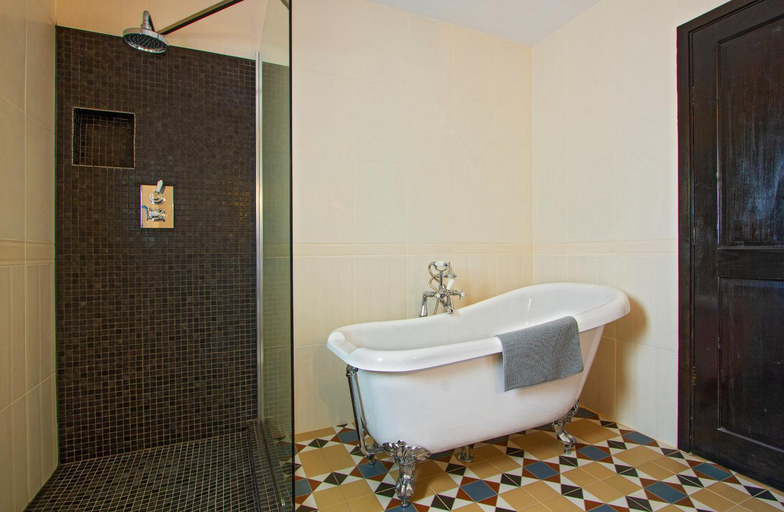 Shower 3, Casa Tazirit, Las Palmas