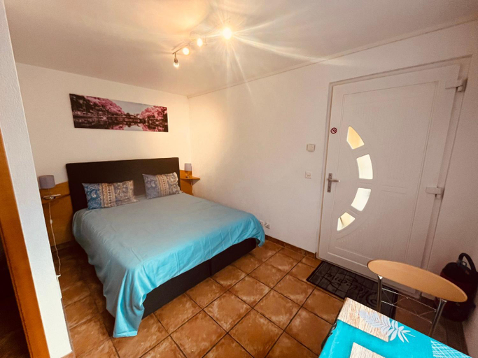 Bedroom 2, Gite la Cigale, Martigny