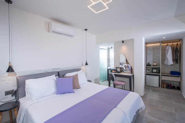 Bedroom, Imperial Palace Hotel, Crete