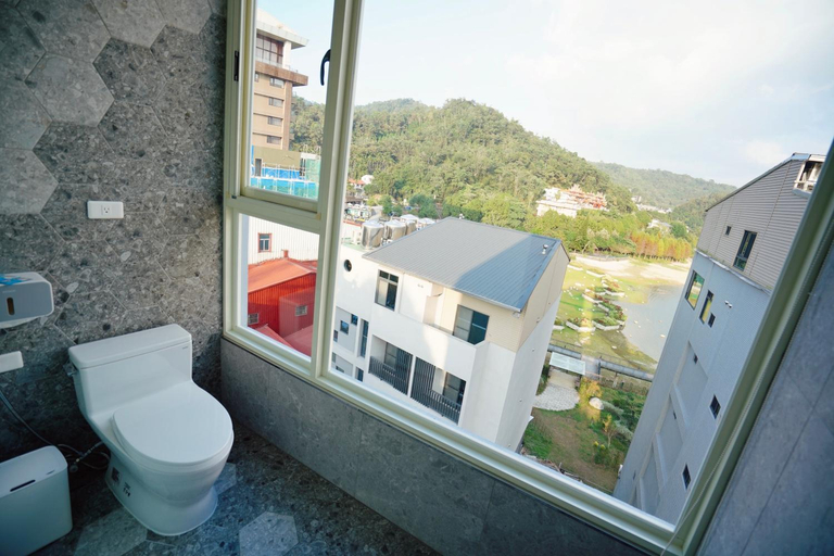 Bathroom 3, Lake B&B, Nantou