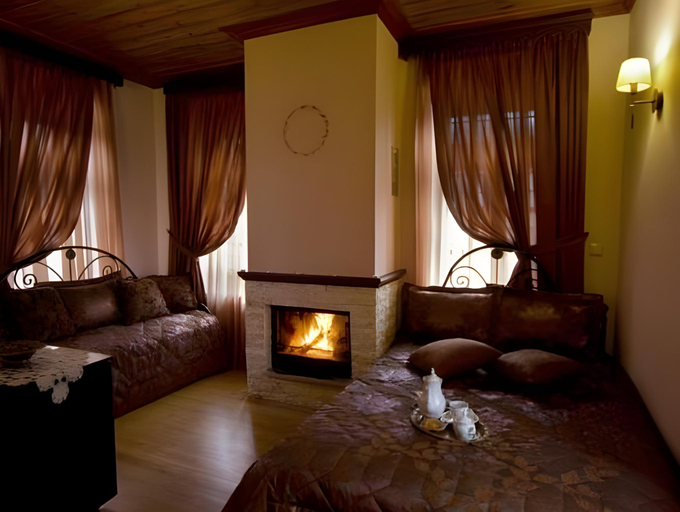 Bedroom 2, Archontiko Geki 1876, Epirus