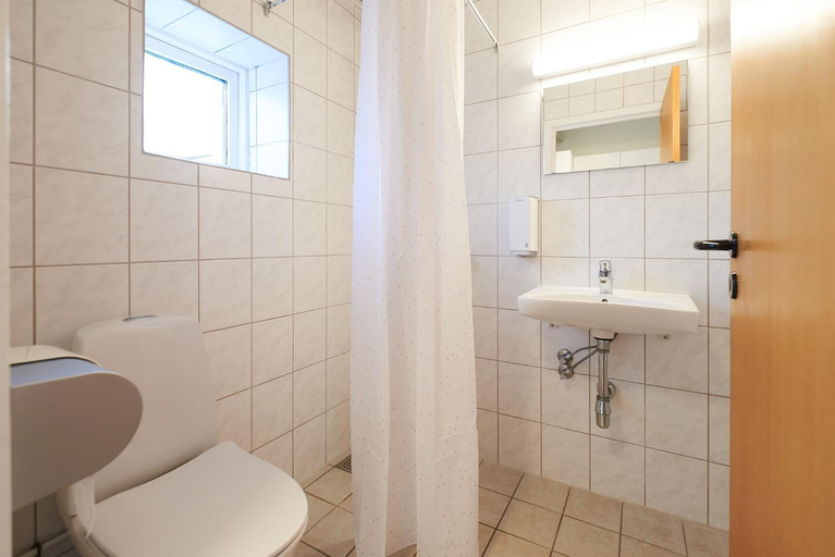 Bathroom, Motel Apartments, Tønder