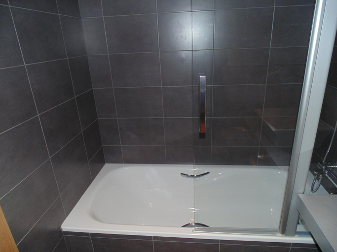 Bathroom 3, Hotel Ribera de Langa, Soria