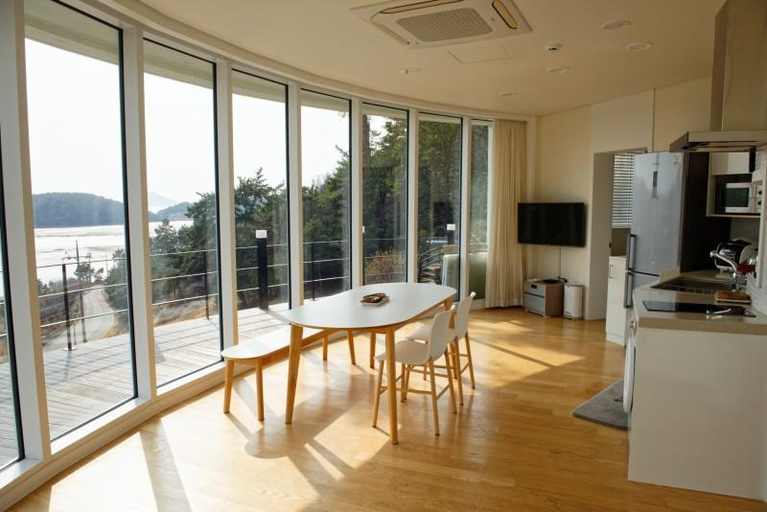 3, Goheung Hangru House Pension, Goheung