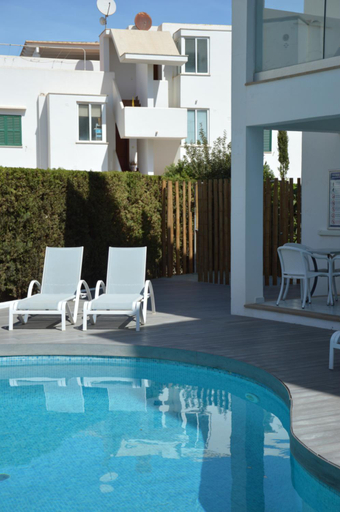 Others 4, FERRERA SUITES, Baleares