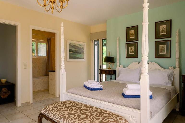 Bedroom 3, Villa Fioraki, Ionian Islands
