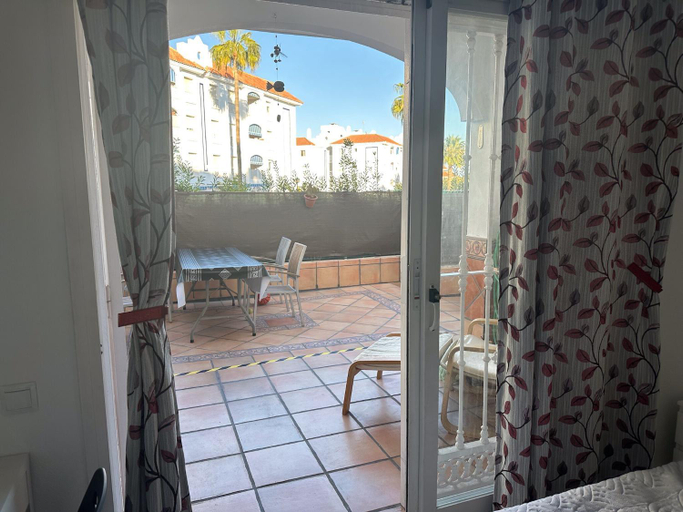 Others 2, Torremolinos habitaciones privada en apartamentos compartidos, Málaga