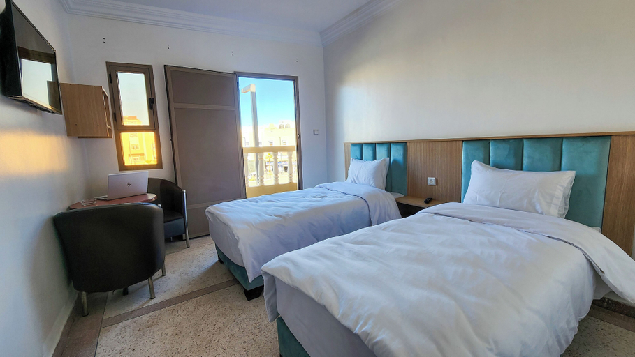 Bedroom 2, Hotel nakhil dak