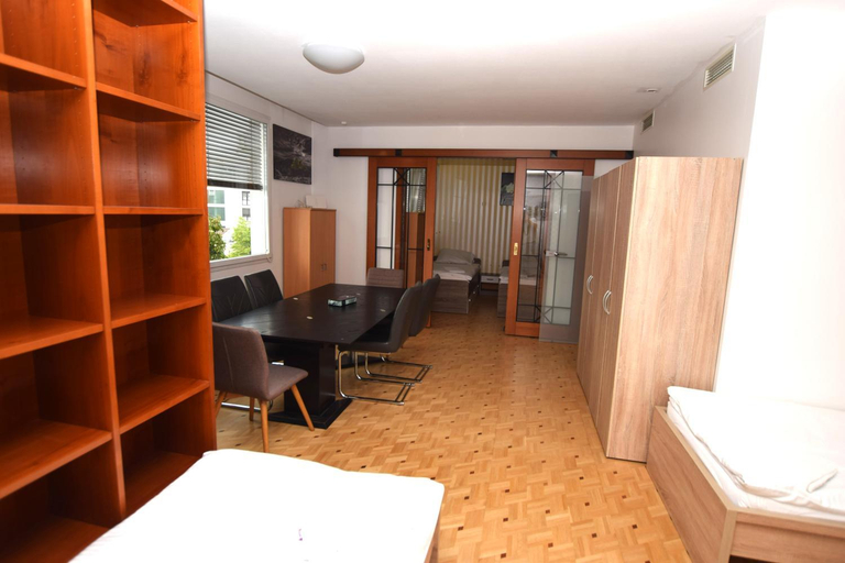 Others 3, Apartment nahe Cannstatter Wasen, Stuttgart