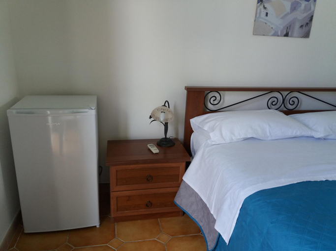 Others 4, Villa Angela, Trapani