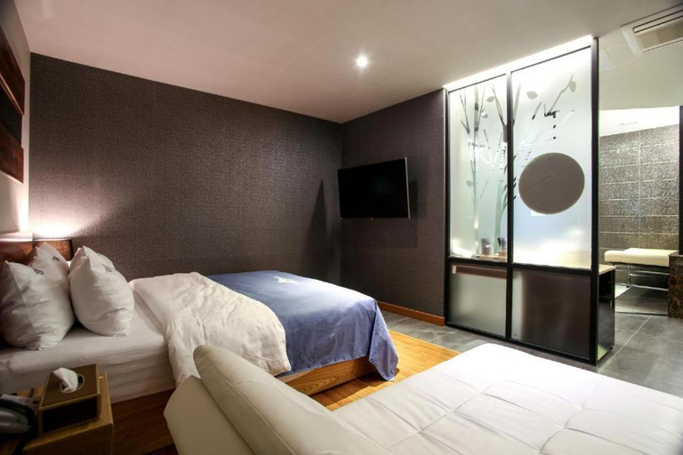 Bedroom 2, Hotel The Jaja, Gongju