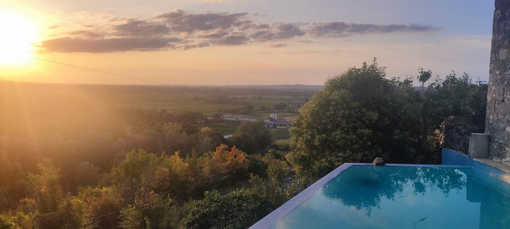 Others 4, Le Prieure de Saint Pierre, Gironde