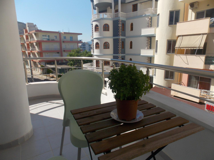 Others 3, Violet's Boutique Apartments, Sarandës