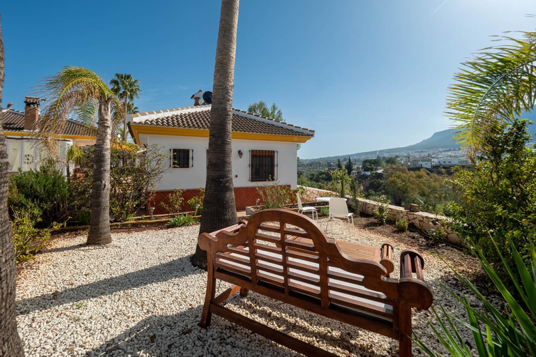 Others 5, Casa Amarilla Casitas, Málaga