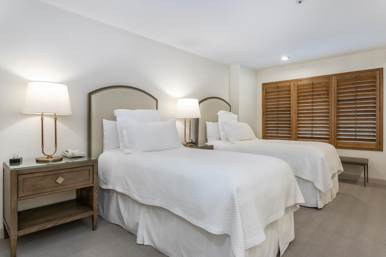 4, The Galatyn Lodge, Eagle