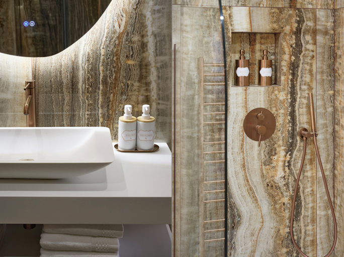 Bathroom 4, Le XV Cannes, Alpes-Maritimes