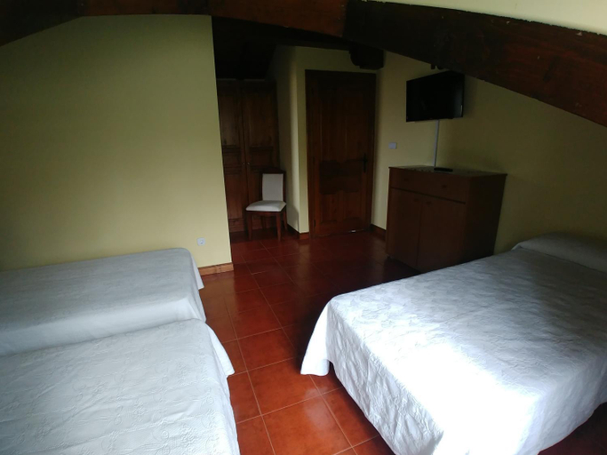 Bedroom 2, El Pedroso, Cantabria