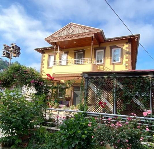 Others 2, Aydın Villa, Merkez