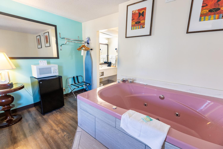 Bathroom 10