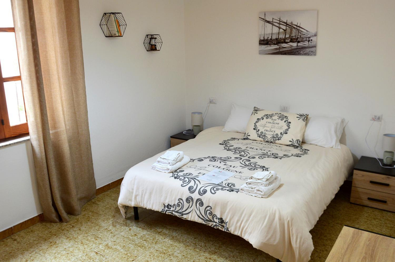 Others 2, Mille Soli Bed and Breakfast, Carbonia-Iglesias