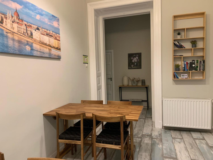 Others 5, Rooms for rent in centre Budapest, Budapesti