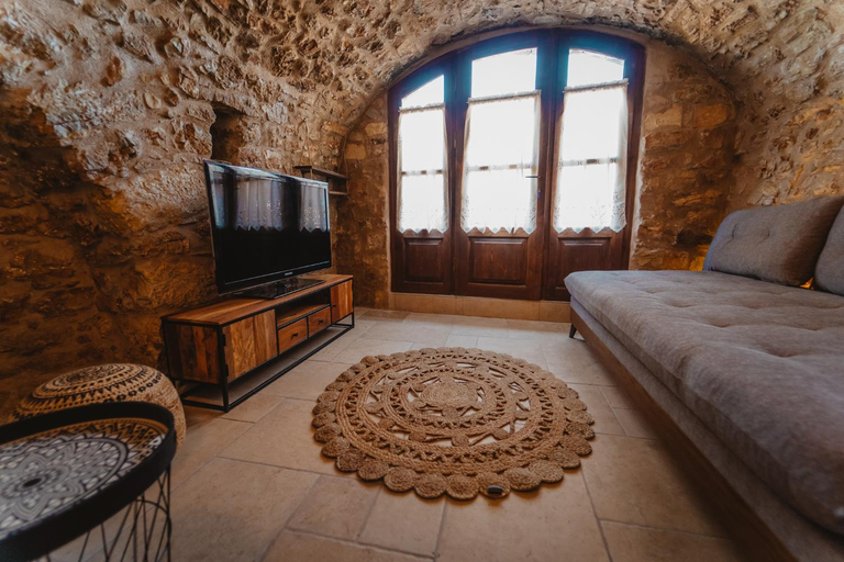 Facilities 5, Kythera secrets suites, Attica