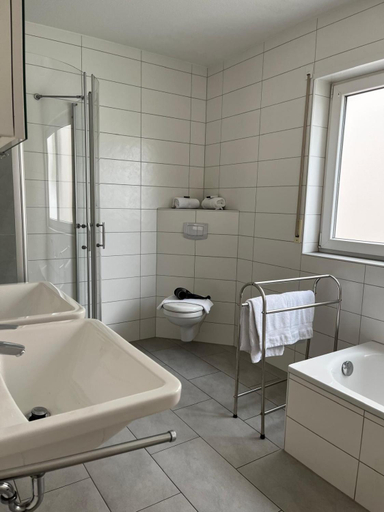 Landgasthof zur Sonne I Hotel & Restaurant, Germersheim