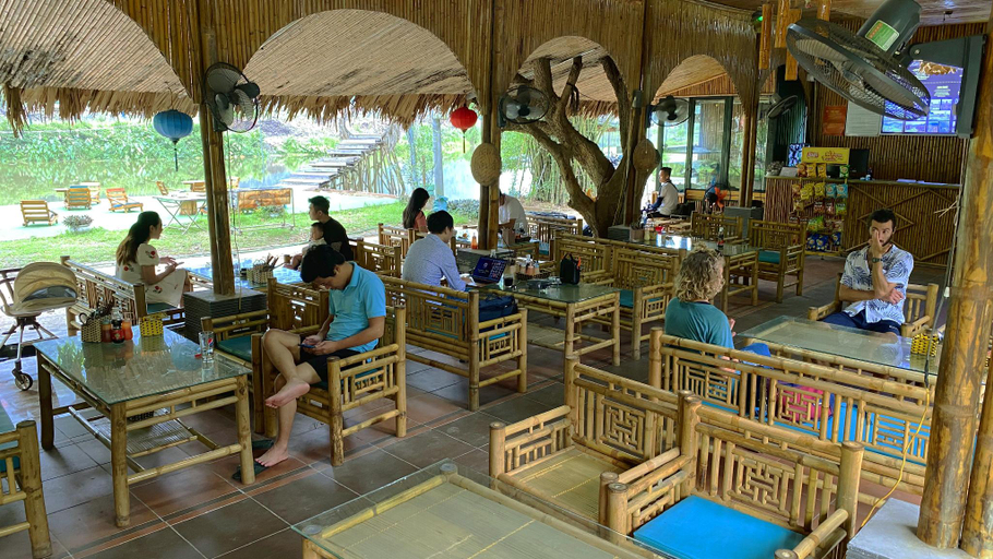 Food & Drinks 3, Quoc Khanh Bamboo homestay, Hoa Lư