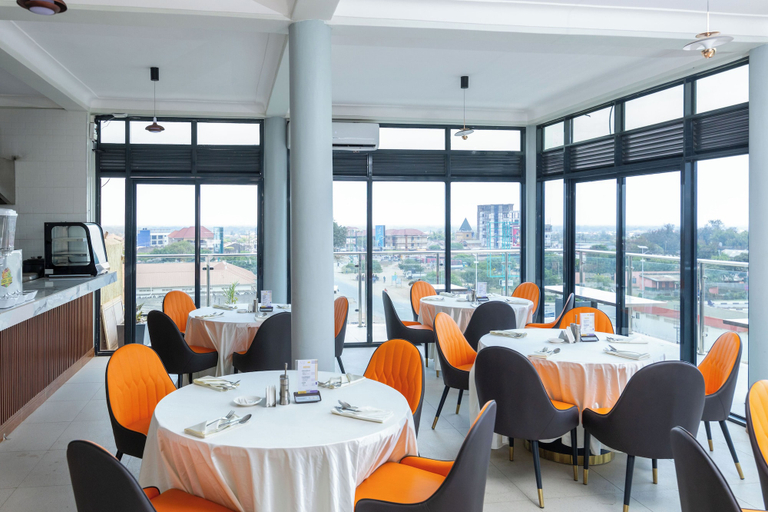 Food & Drinks 3, NGABU HOTEL, Busongora