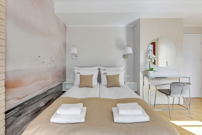 Bedroom 3, Aura III & Parking by Downtown Apartments, Gdańsk City