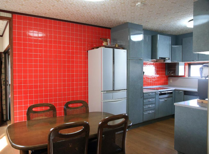 Others 4, 上田屋 半田館, Mima