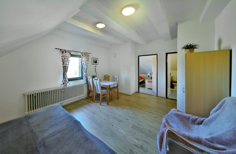 Bedroom, MISTO v raji - Penzion na Klokocskych skalach, Jablonec nad Nisou