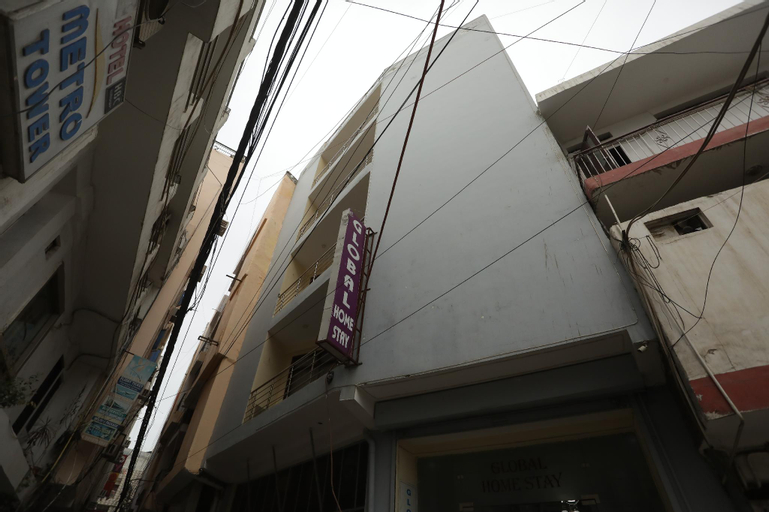 Hotel Global Stay near Airport, West
