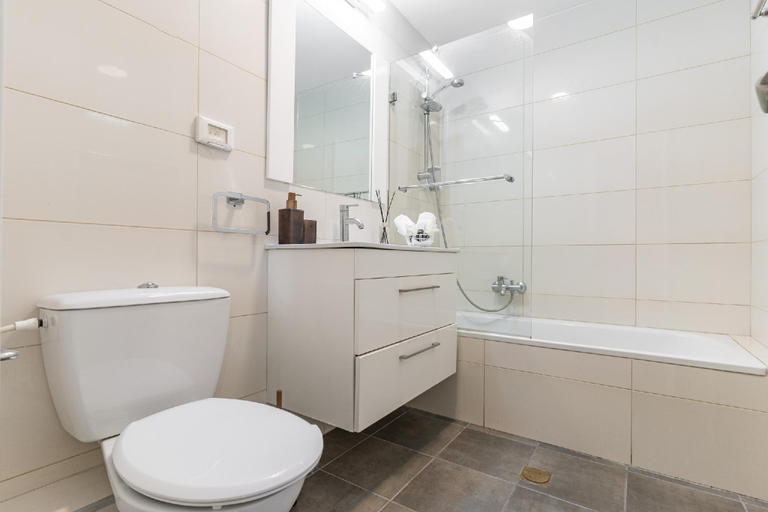 Others 5, Luxury and Large 2 Bedroom - Rav Kuk Residence