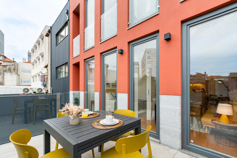 Food & Drinks, Fontainhas Elite Apartments, Porto
