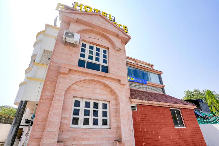 Others 4, Hotel Rest & Peace, Ahmadabad
