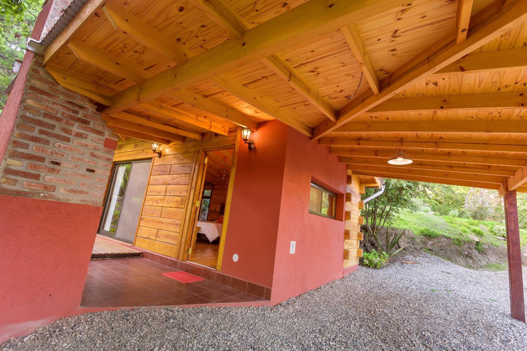 Others 3, Akapana Suites, Calamuchita